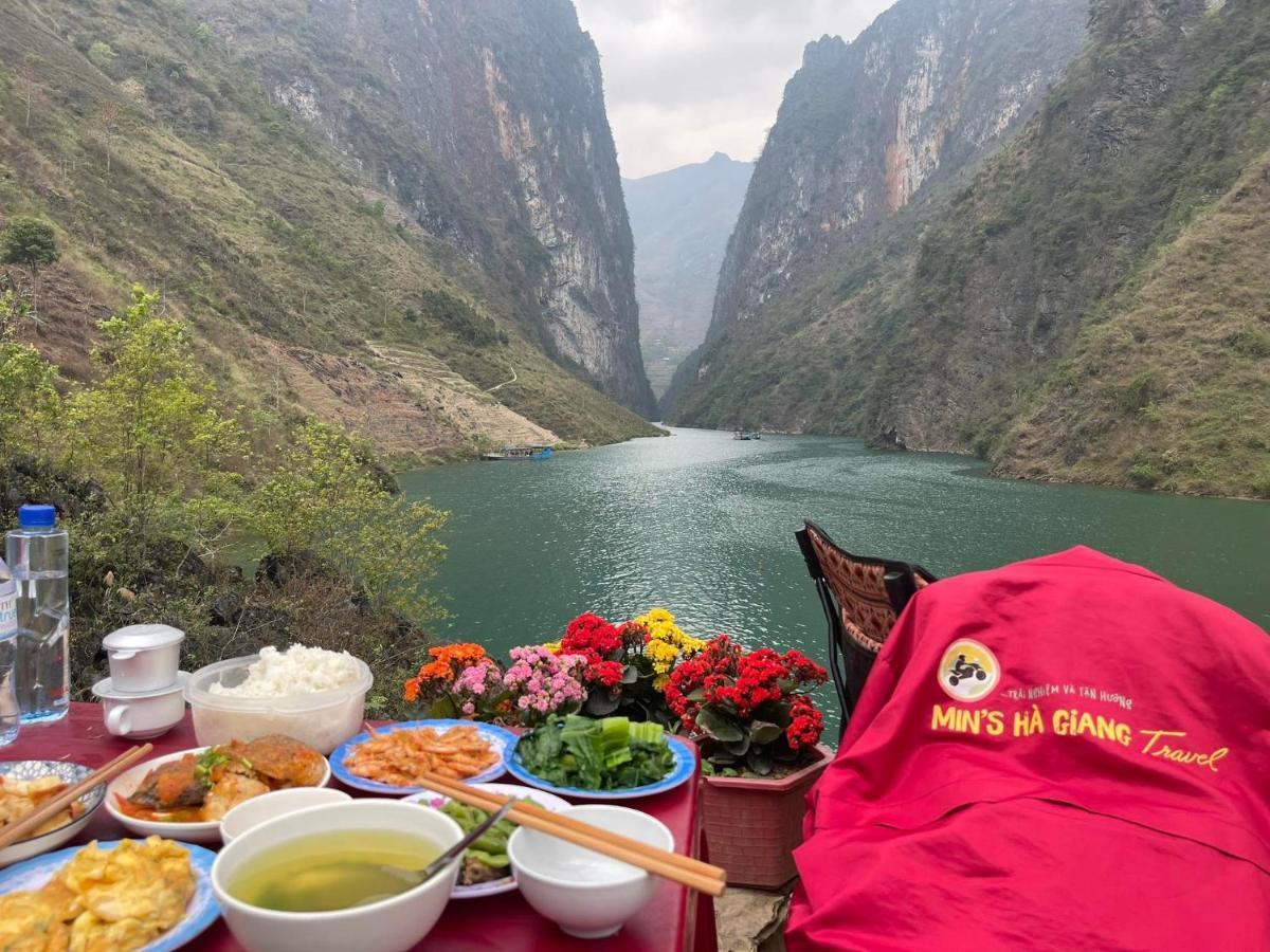 Min'S Ha Giang Hostel Buitenkant foto