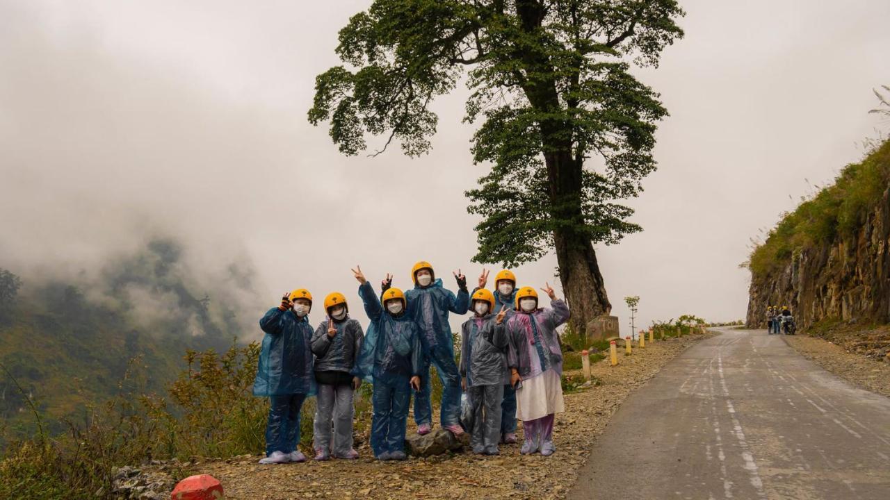 Min'S Ha Giang Hostel Buitenkant foto